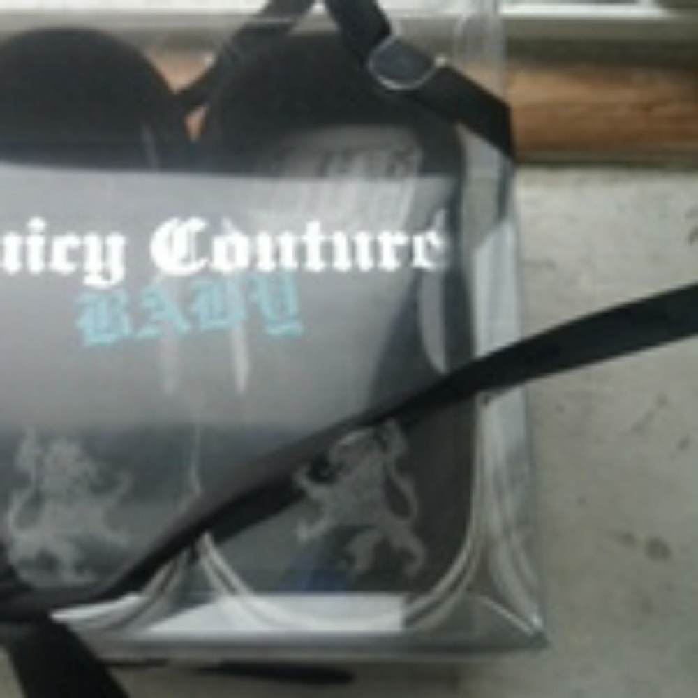 Baby shoes Juicy Couturel. Size 4 (9m-12m)
